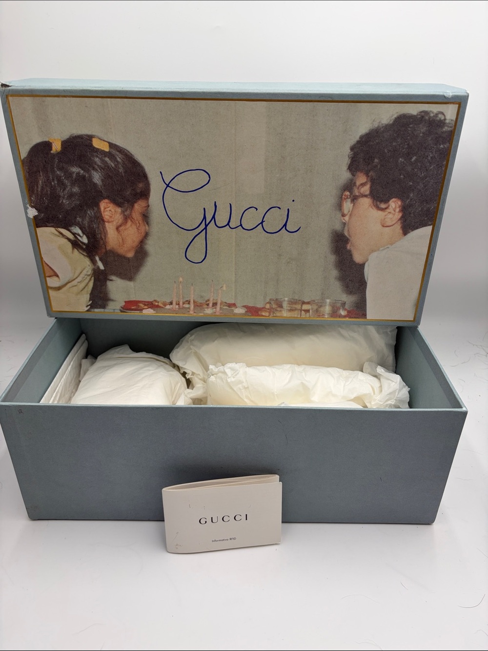 Gucci Pale Blue Photo-Print Gift Box with Navy Script - Picture 8 of 8